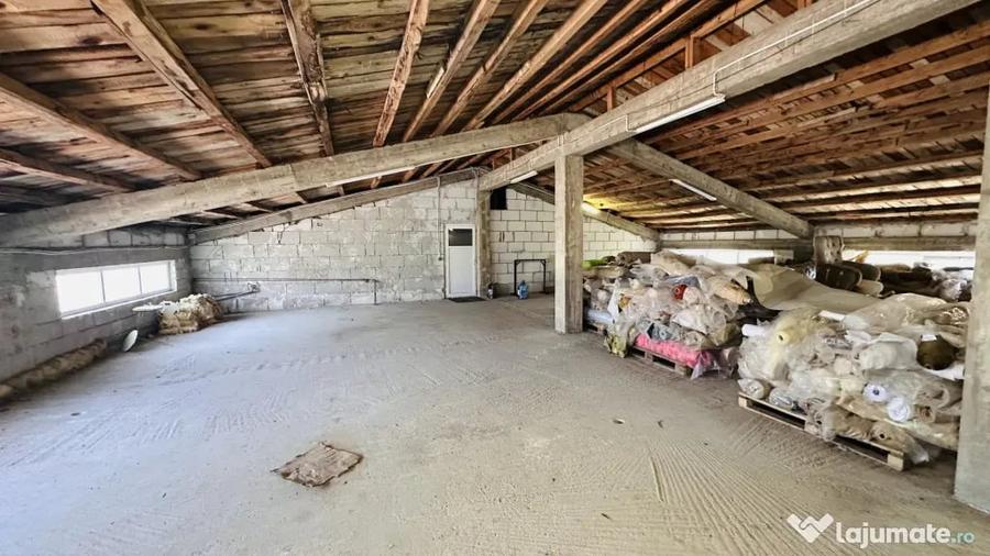 Casă cu 7 camere cu Teren 900 Mp în Chiajna