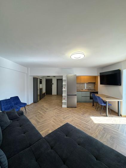 Apartament cu 2 camere decomandat, mobilat în Mazepa 1