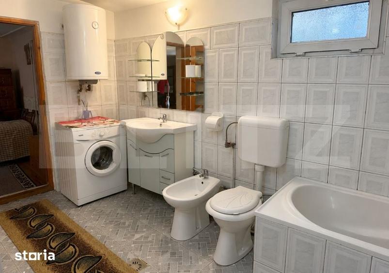 Casă cu 5 camere cu Teren 853 Mp în Șotânga