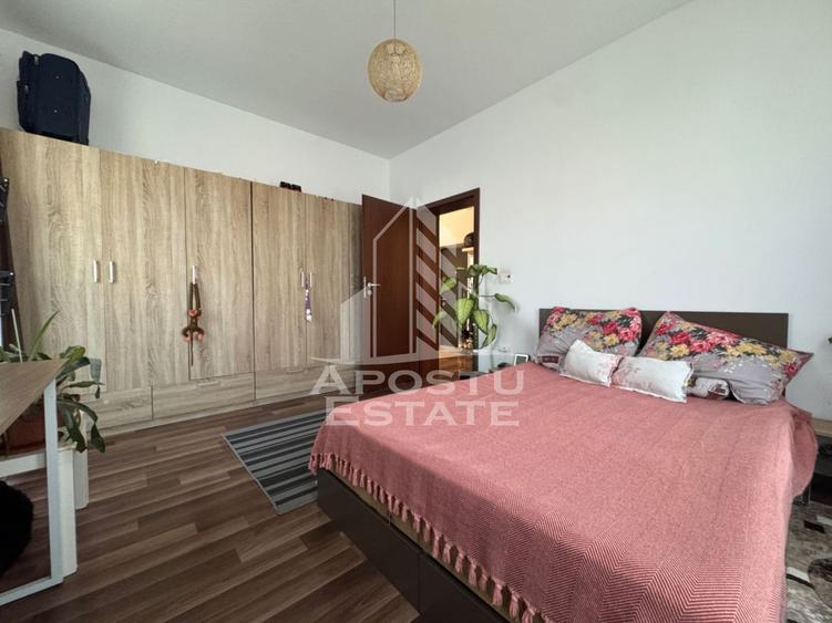Apartament cu 2 camere semidecomandat, mobilat în Chișoda