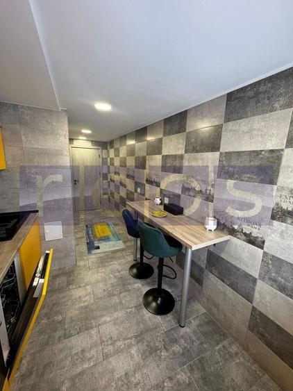 Apartament cu 2 camere, mobilat în Unirii