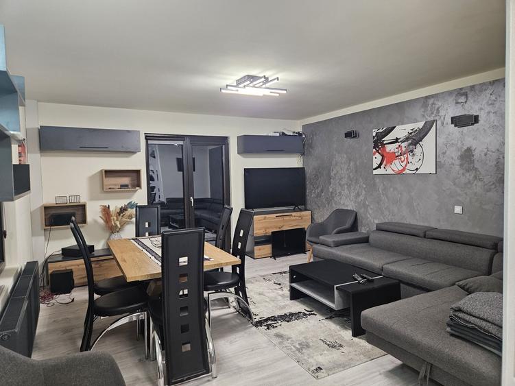 Casă cu 4 camere în Rucăr