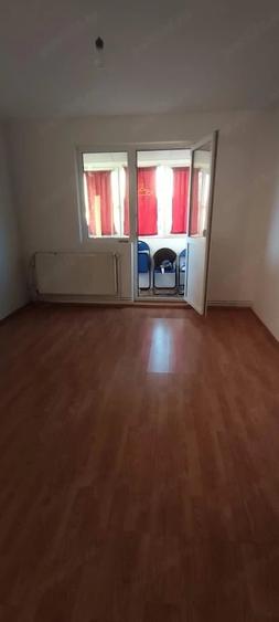 Apartament cu 2 camere semidecomandat în Electroprecizia