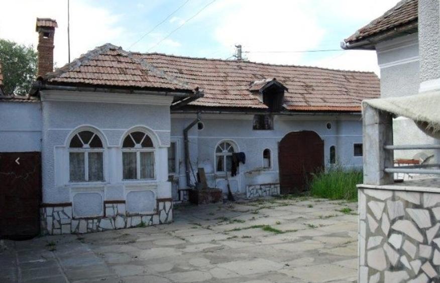 Casă cu 3 camere cu Teren 509 Mp în Poiana Sibiului