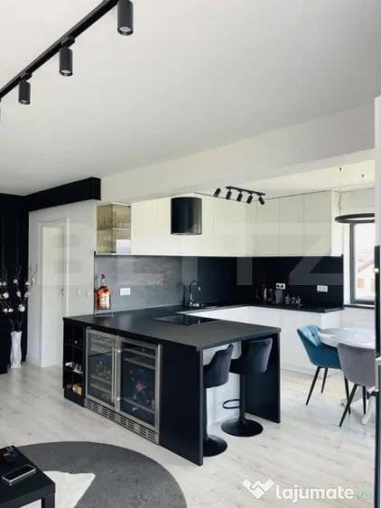 Apartament cu 3 camere decomandat în Centura