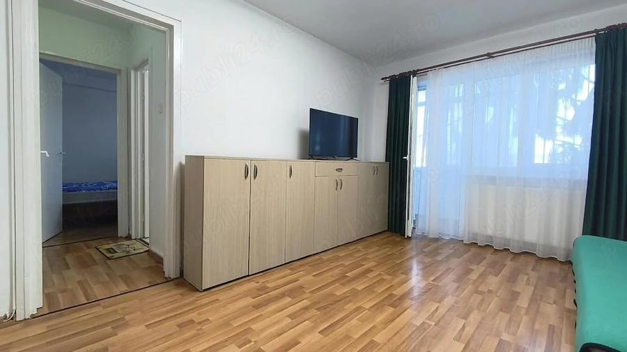 Apartament cu 2 camere semidecomandat în Gojdu