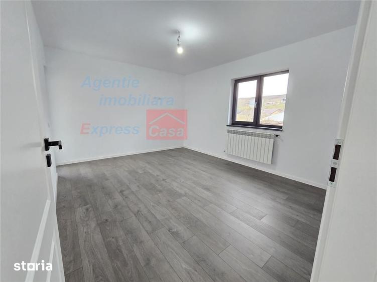 Apartament cu 3 camere în Tătărași