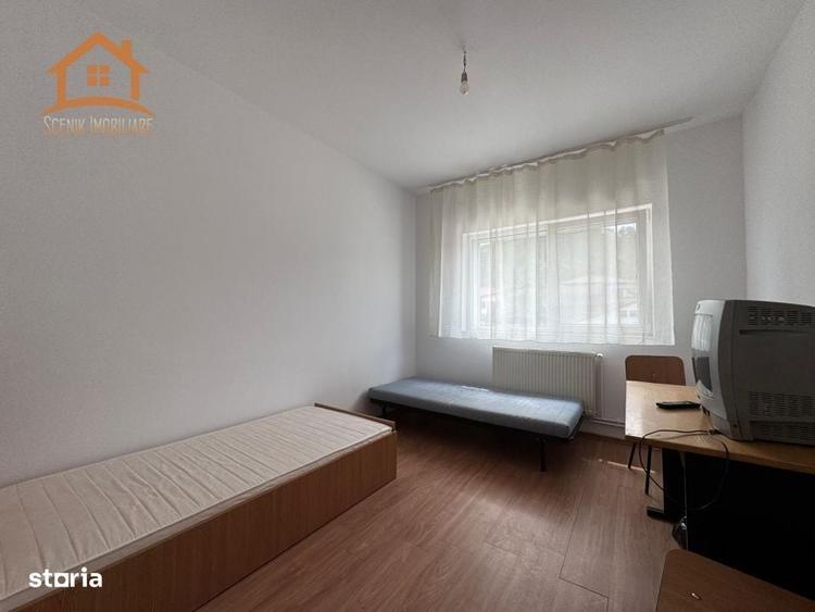 Spațiu comercial, de 450 mp, în Carierei