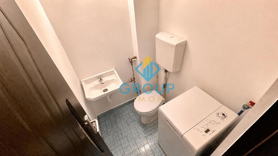 Apartament cu 3 camere decomandat în Cornișa