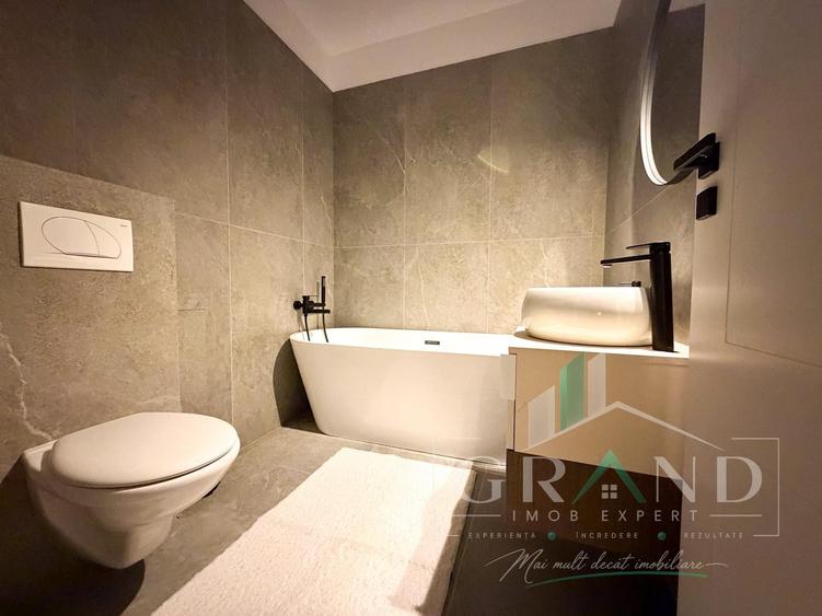 Apartament cu 3 camere semidecomandat, mobilat în Mărăști