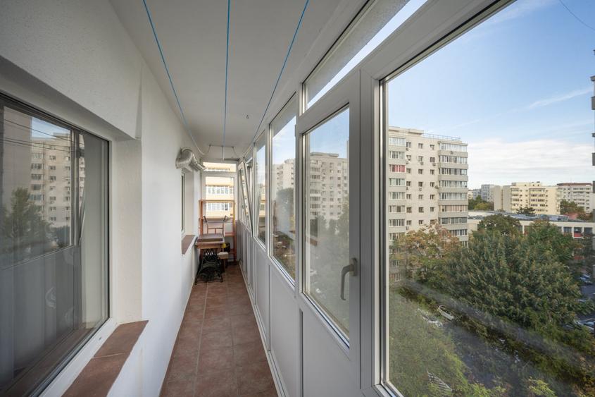 Apartament cu 2 camere semidecomandat, mobilat în Dristor
