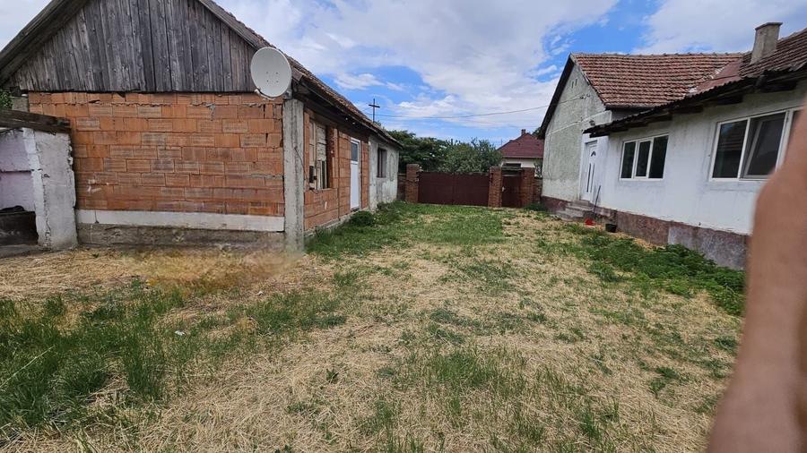 Casă cu 4 camere în Galșa