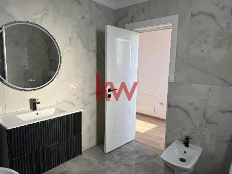 Casă individuală cu 4 camere cu Canalizare în Valea Lupului