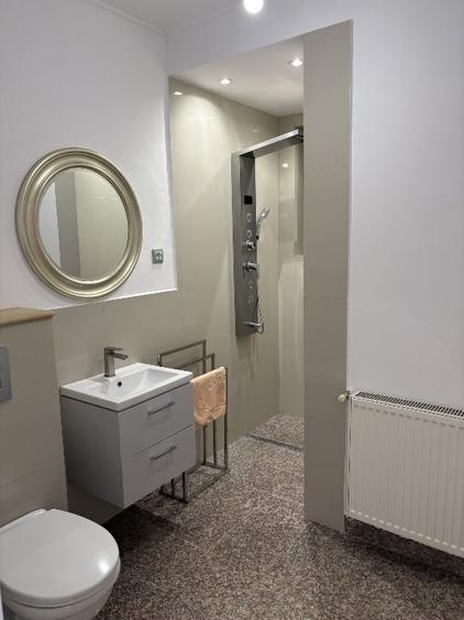 Duplex cu 5 camere cu Garaj în Fundeni