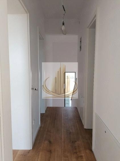 Duplex cu 4 camere cu Canalizare în Moșnița Nouă