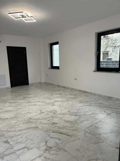 Spațiu comercial, de 49 mp, în Rădăuți