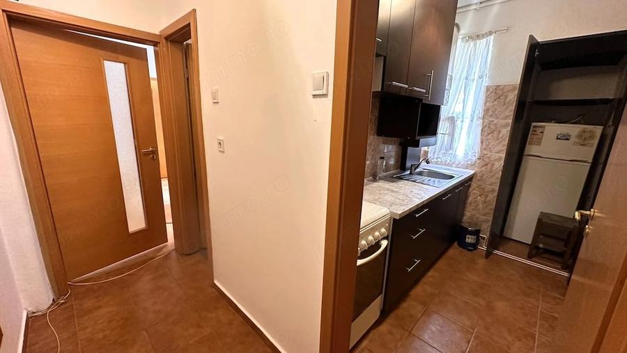 Apartament cu 2 camere nedecomandat în Central