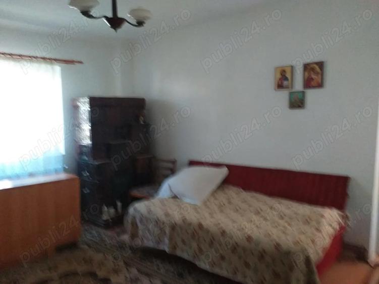 Casă cu 4 camere în Băicoi