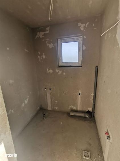 Casă cu 4 camere cu Teren 300 Mp în Chinteni