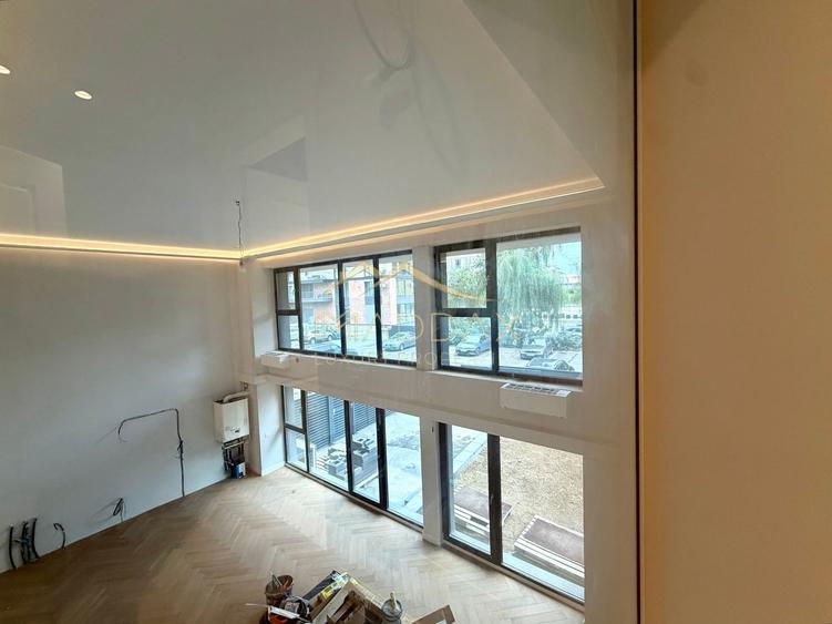 Apartament cu 4 camere în Străulești