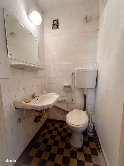 Apartament cu 4 camere decomandat în Republicii