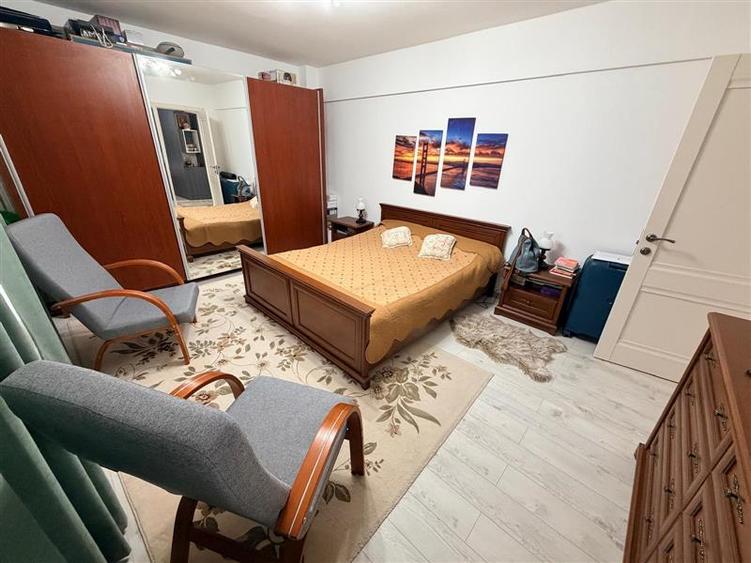 Apartament cu 2 camere decomandat, mobilat în Aeroport