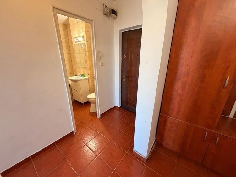 Apartament cu 2 camere decomandat în Dristor