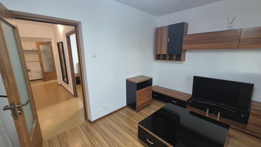 Apartament cu 2 camere decomandat în Lacul Tei