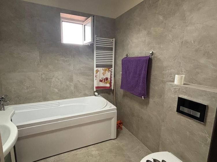 Apartament cu 3 camere decomandat, mobilat în Elisabetin
