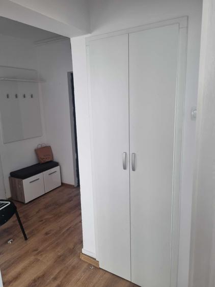 Apartament cu 2 camere decomandat în Podgoria