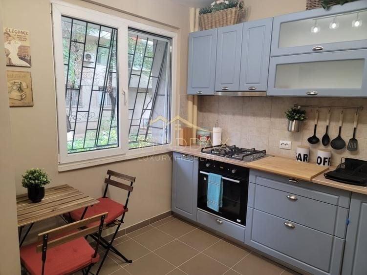 Apartament cu 2 camere semidecomandat, mobilat în Domenii