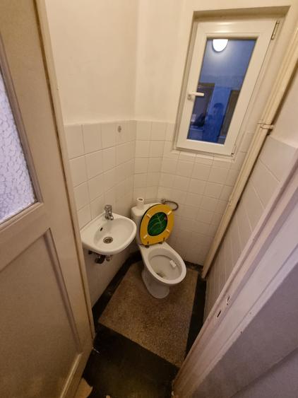 Birou, de 111 mp, în Romană