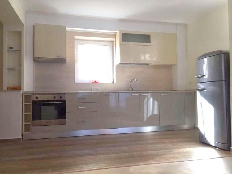 Apartament cu 3 camere în Primăverii