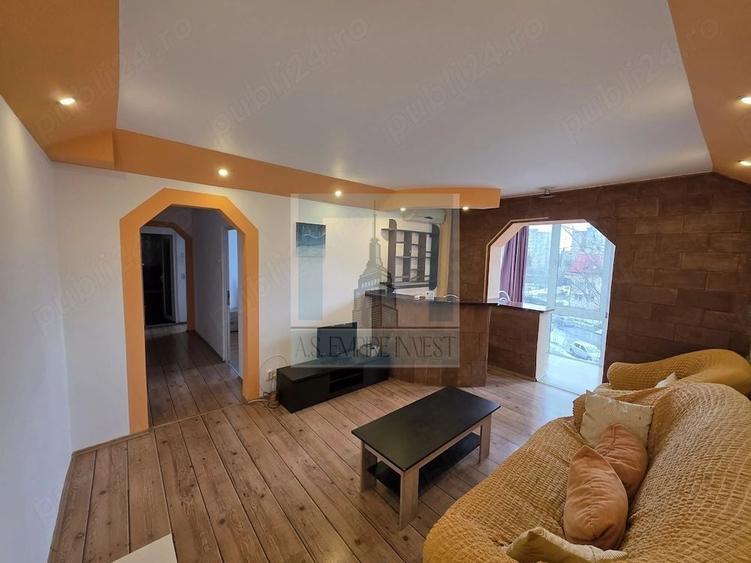 Apartament cu 3 camere decomandat în Astra — fotografia 1
