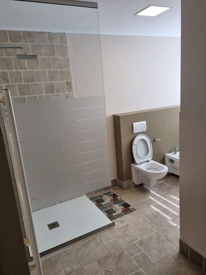 Apartament cu 3 camere decomandat în Ultracentral