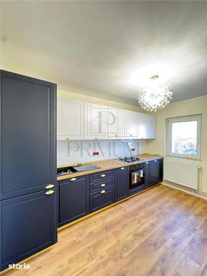 Apartament cu 3 camere, mobilat în Aradului