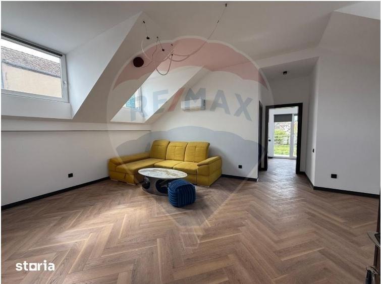 Apartament cu 3 camere în Turnișor