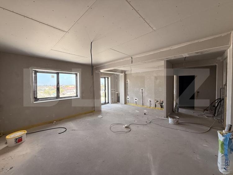 Apartament cu 2 camere decomandat în Est