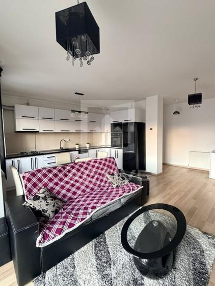 Apartament cu 2 camere semidecomandat, mobilat în Gară