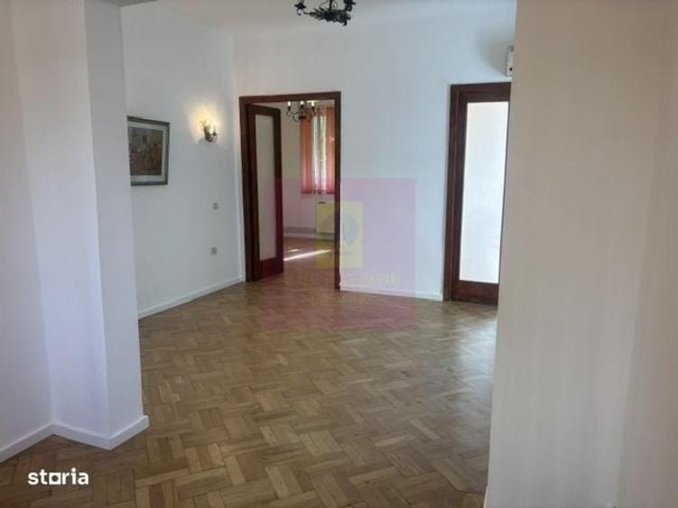 Apartament cu 3 camere în Cotroceni