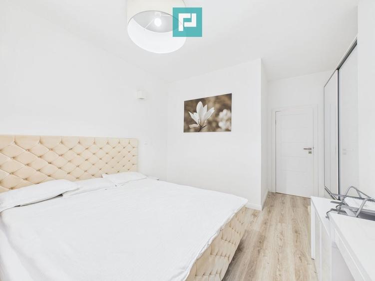 Apartament cu 3 camere semidecomandat, mobilat în UTA