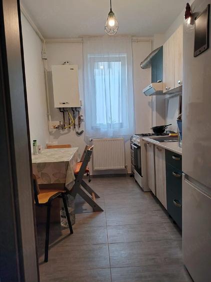 Apartament cu 2 camere decomandat în Giroc