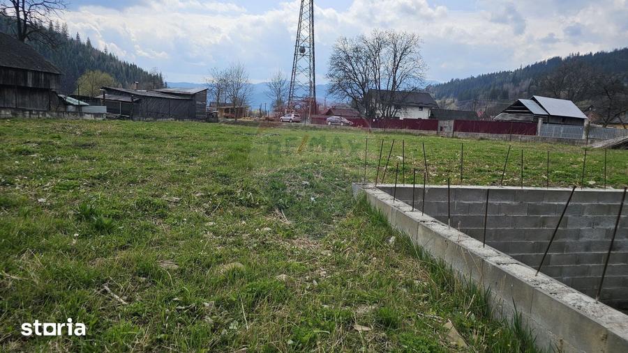 Teren de 1520 mp, în Hangu