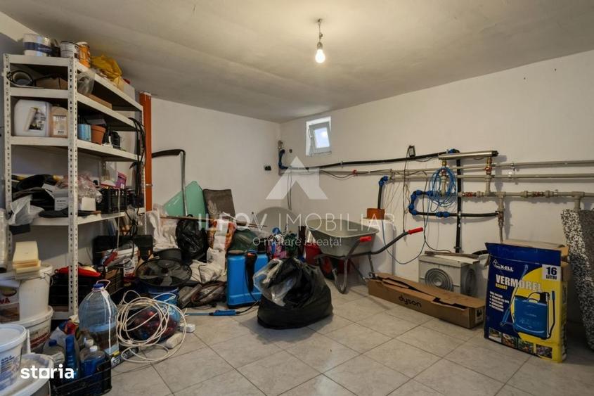 Casă cu 4 camere decomandat în Dumbrăveni
