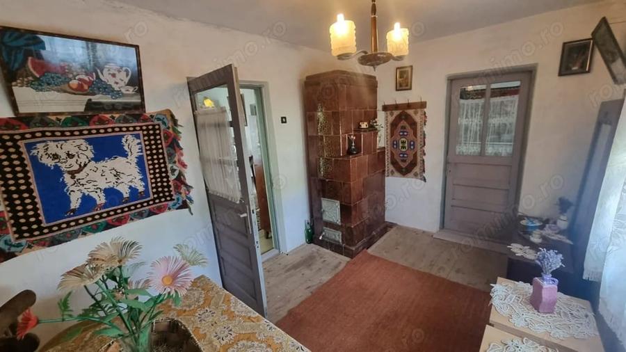Casă cu 3 camere cu Teren 1900 Mp în Măgura