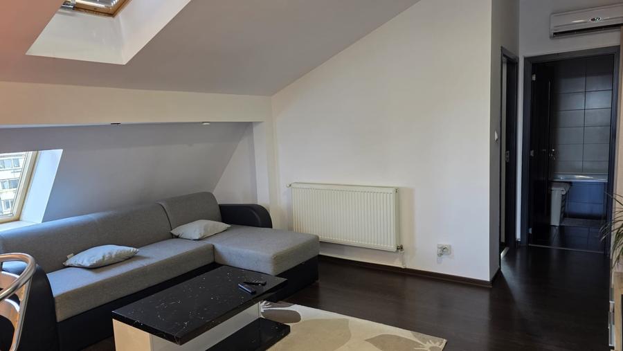 Apartament cu 2 camere decomandat, mobilat în Steaua