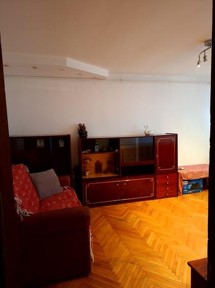 Apartament cu 2 camere decomandat în Găvana 3