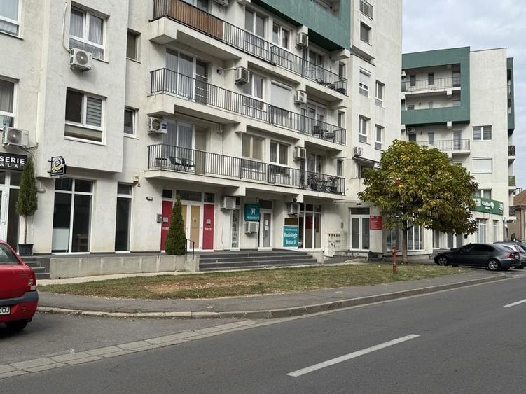 Spațiu comercial, de 125 mp, în Lotus