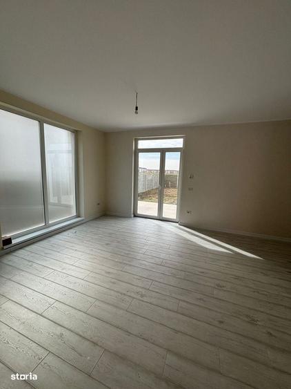Apartament cu 4 camere în Giroc