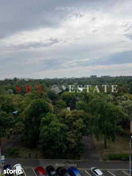 Apartament cu 3 camere semidecomandat, mobilat în Tineretului